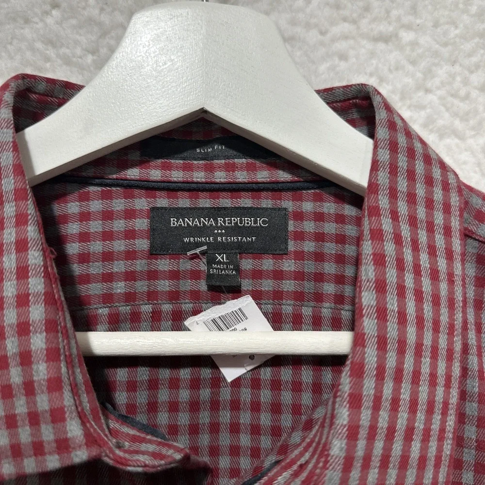Banana Republic Checked Wrinkle-Resistant Slim-Fit Button Down Long Sleeve Shirt